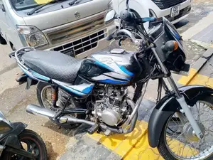 Bajaj CT100 2018