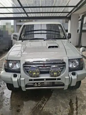Mitsubishi Pajero 1996