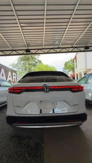 Honda Vezel Z premium 2026