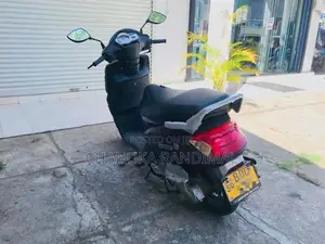 Mahindra Gusto 2015