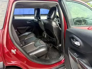 Jeep Cherokee trailhawk 2015
