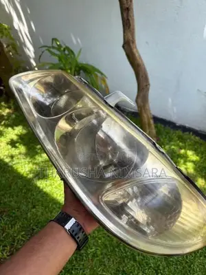 N17 Headlight (Left)
