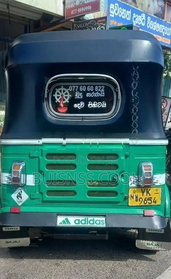 Bajaj RE 4Stroke 2011
