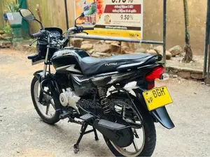 Bajaj Platina 100 2018