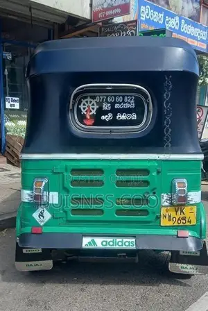 Bajaj RE 4Stroke 2011