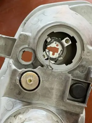 N17 Headlight (Left)