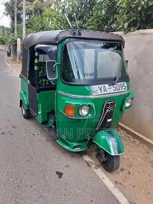 Bajaj RE 4stroke 2010