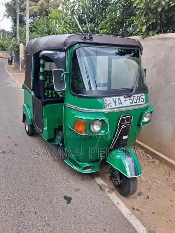 Bajaj RE 4stroke 2010