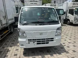 Nissan Clipper Half Body 2024