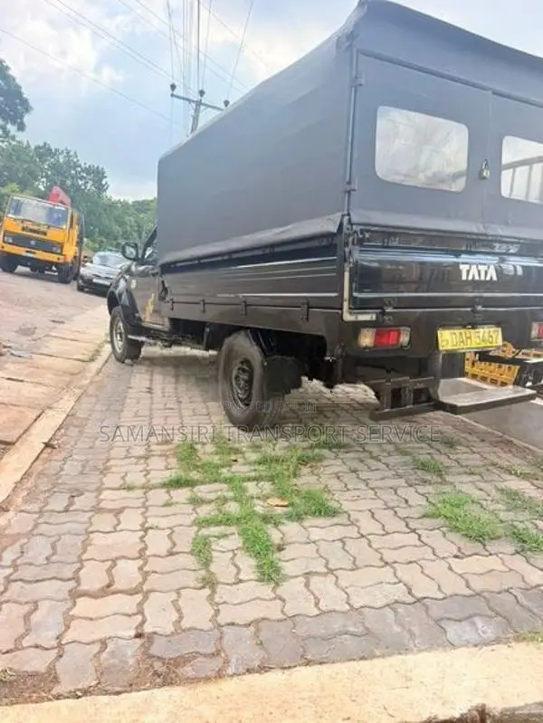 Tata Xenon 2019