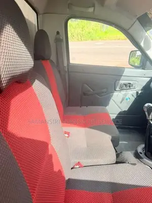 Tata Xenon 2019