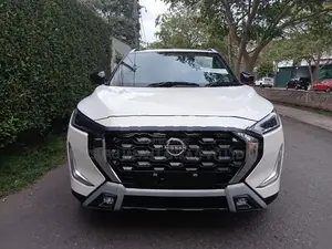 Nissan Magnite Tekna Plus 2025