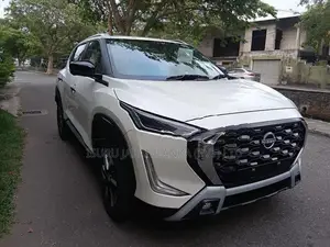 Nissan Magnite Tekna Plus 2025