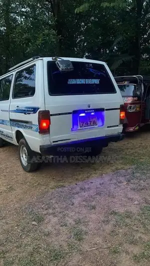Nissan Vanette 1990