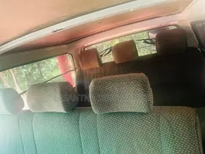 Nissan Vanette 1990
