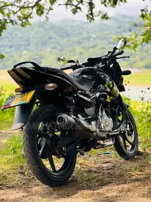 Bajaj Pulsar 150 2016