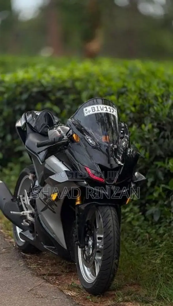 Yamaha R15 Black 2019