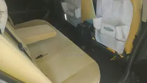 Toyota Axio 2015
