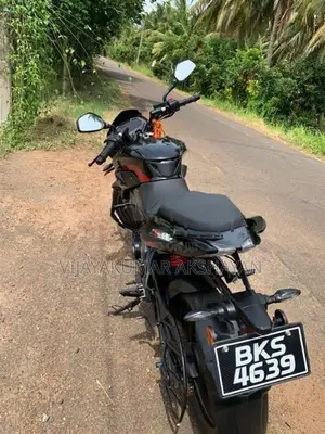 Bajaj Pulsar NS200 2026