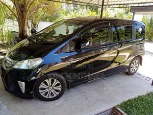 Honda Freed 2012