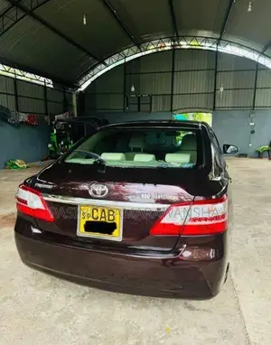 Toyota Premio G Superior 2013