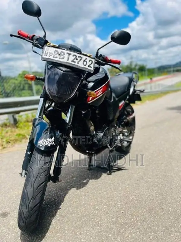 Yamaha FZ 2014