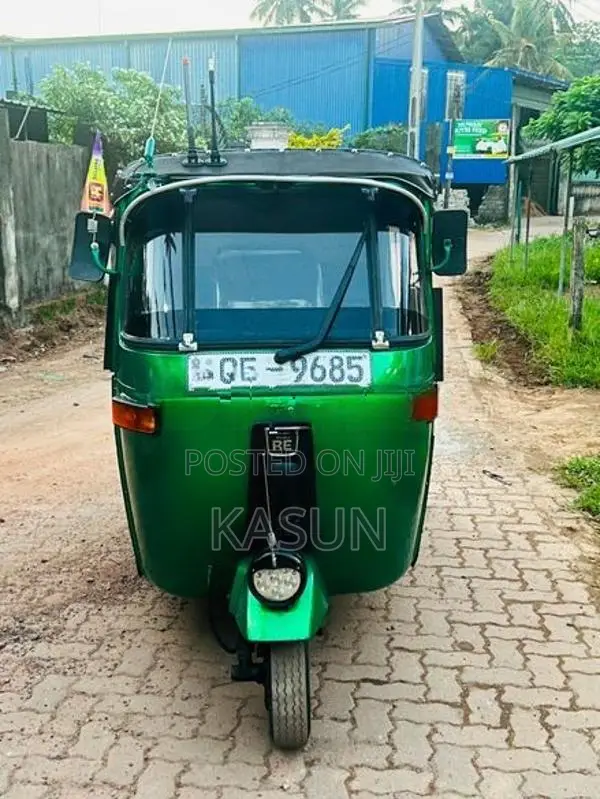 Bajaj RE Threewheeler 2006
