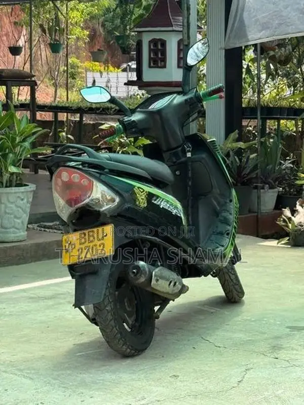 TVS Streak 2014