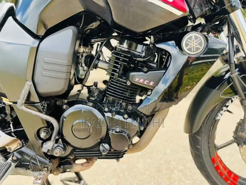 Yamaha FZ 2014