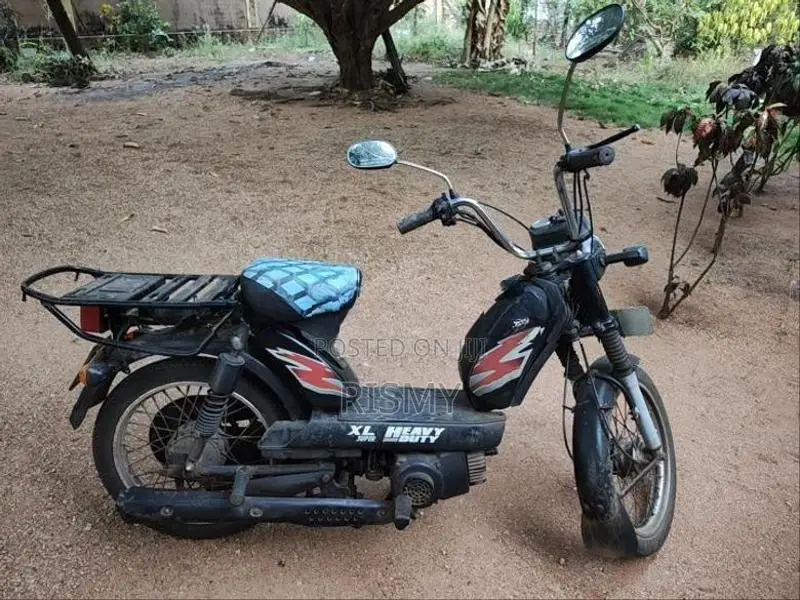 TVS XL Super 2010