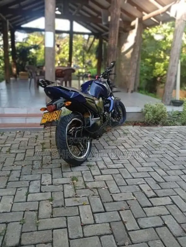 Yamaha FZ 2014