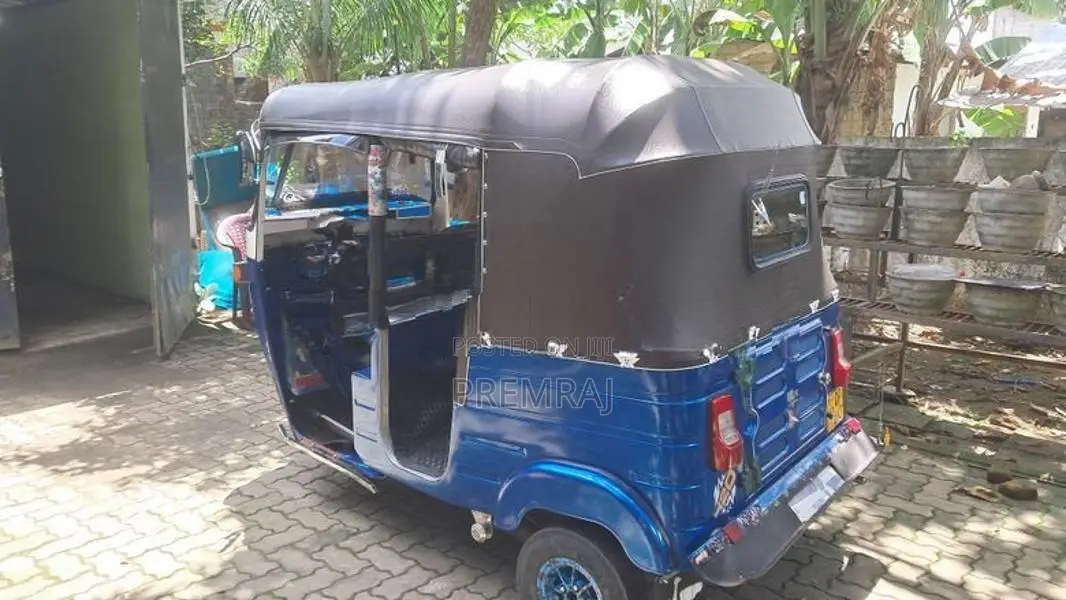Bajaj RE Three Wheeler 2006