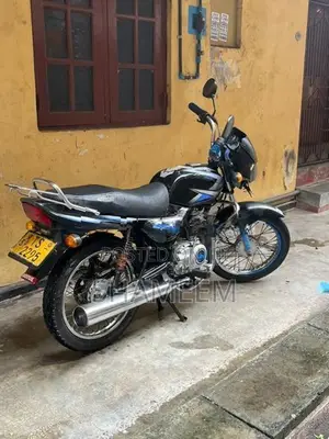 Bajaj CT100 2007