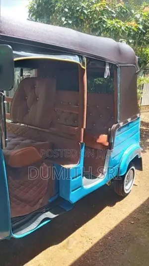 Bajaj RE 2006