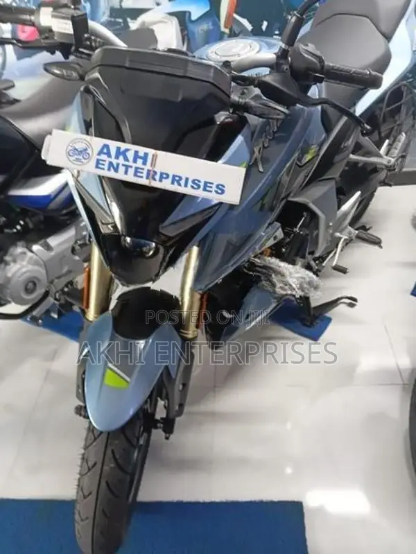 Bajaj Pulsar N160 Premium 2026
