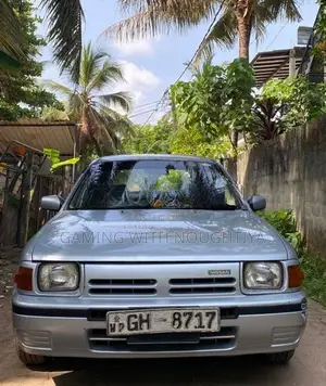 Nissan AD Wagon 2000