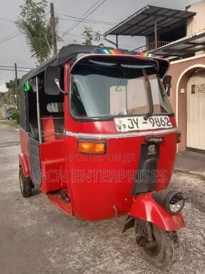 Bajaj RE 2005