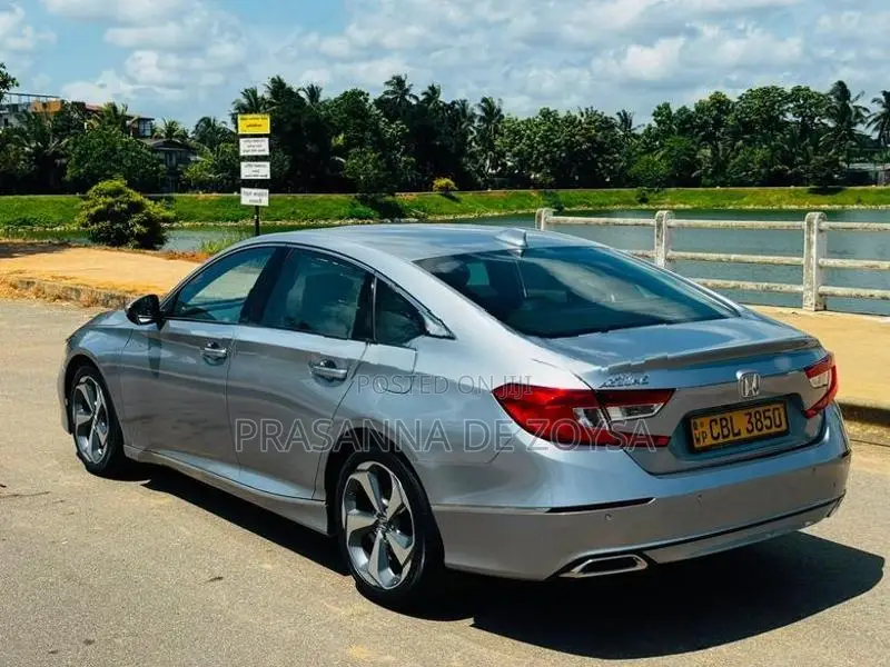 Honda Accord 2019