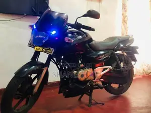 Bajaj Pulsar 180 2006