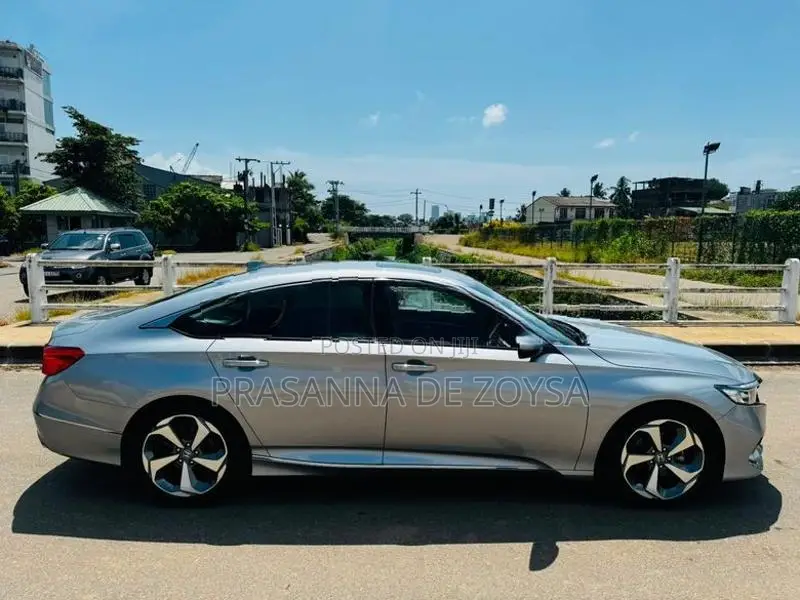 Honda Accord 2019