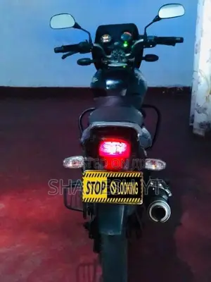 Bajaj Pulsar 180 2006