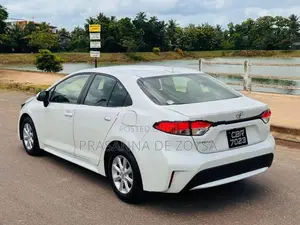 Toyota Corolla X Grade 2023