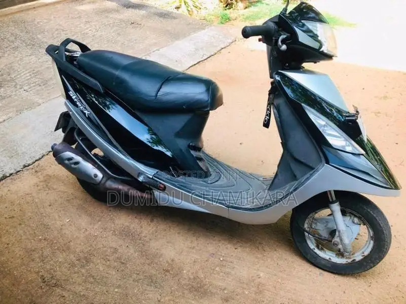 TVS Streak 2010