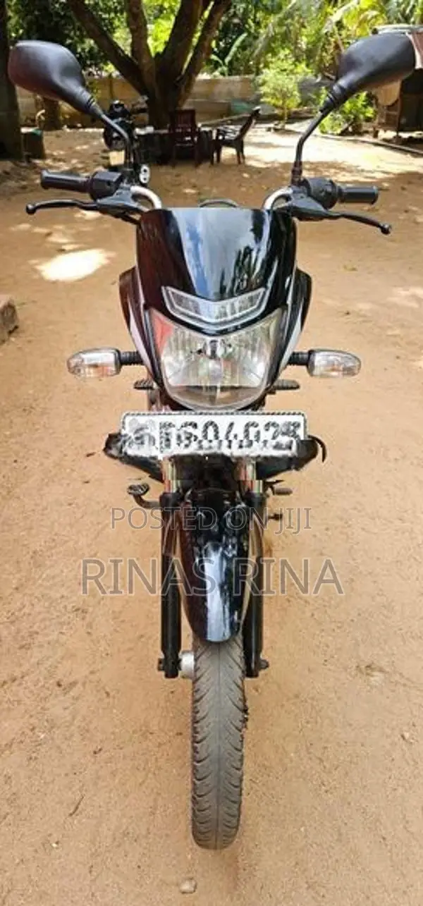 Bajaj Platina 100 2018