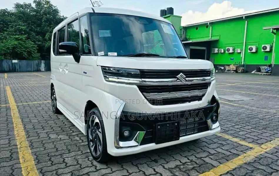 Suzuki Spacia Custom GS 2023