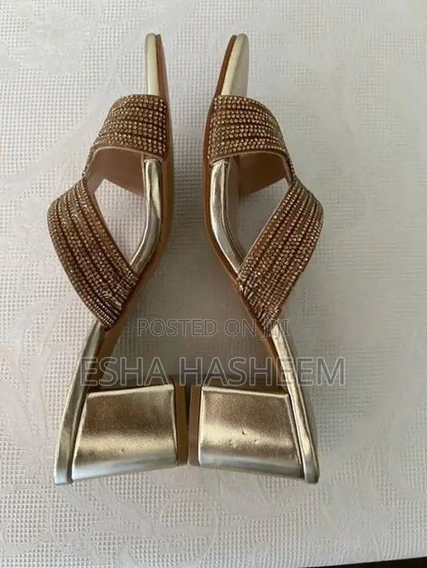 Dull Gold Heel