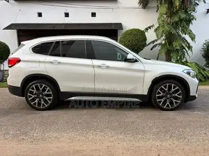 BMW X1 Luxury Line 2019