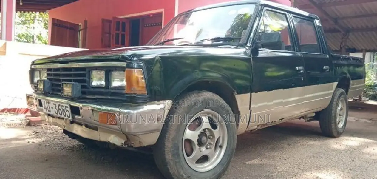 Nissan 720 Pickup Truck 1984