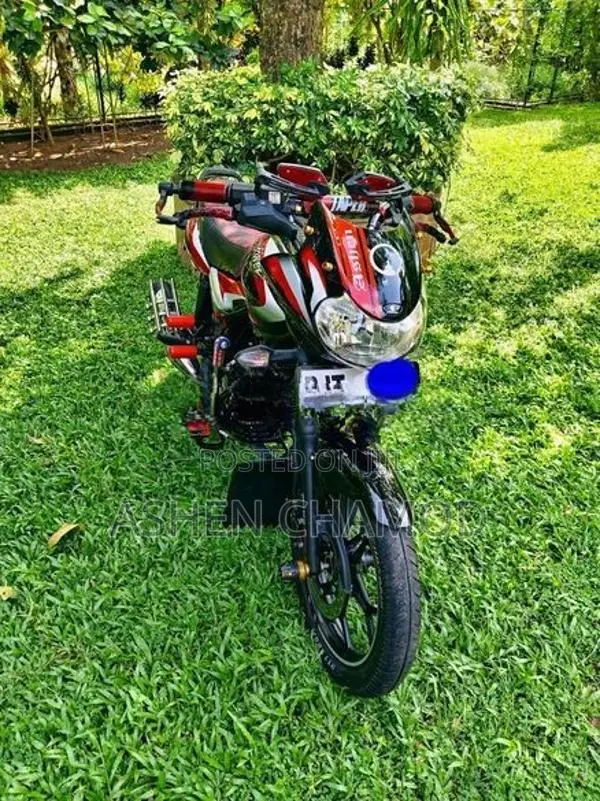 Bajaj Discover 125 2025