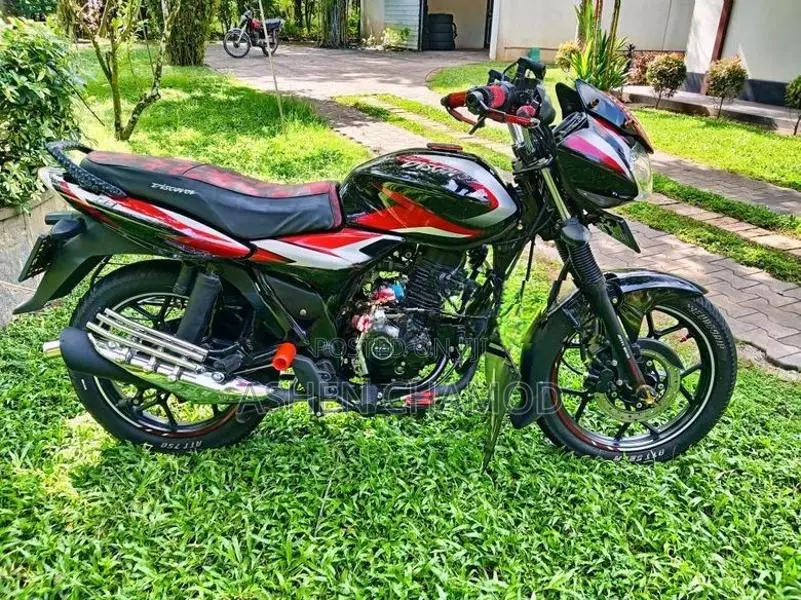 Bajaj Discover 125 2025